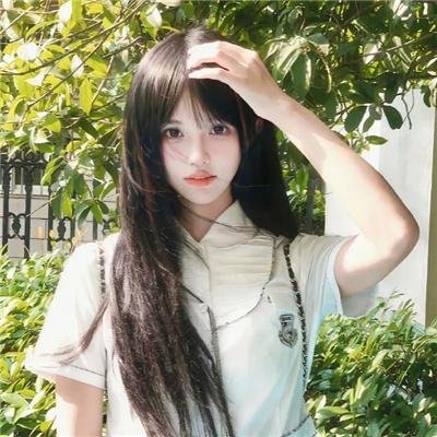 靓仔斗大鳄